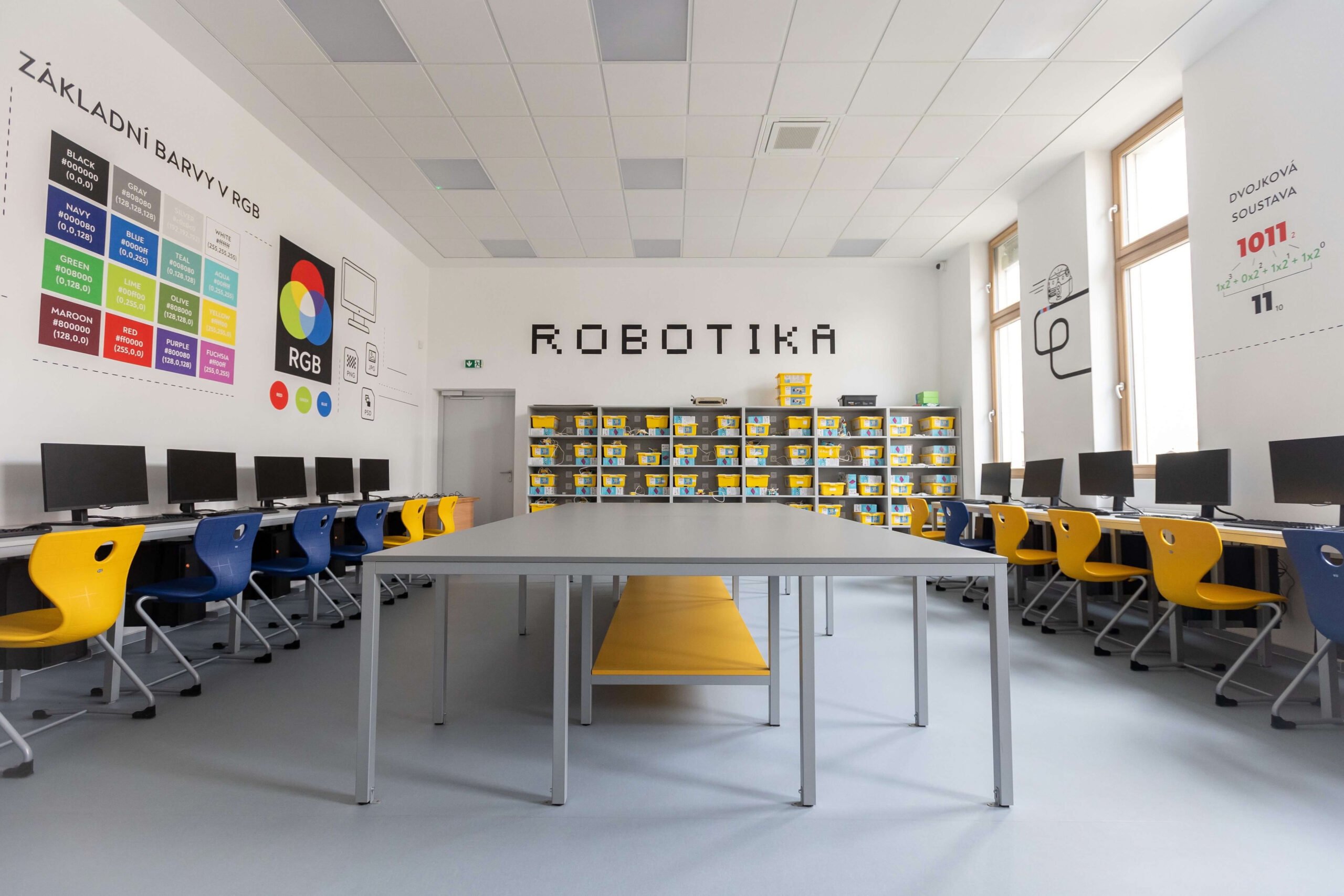 Základní škola Sirotkova Učebna robotiky základní školy Sirotkova v Brně od MY DVA holding